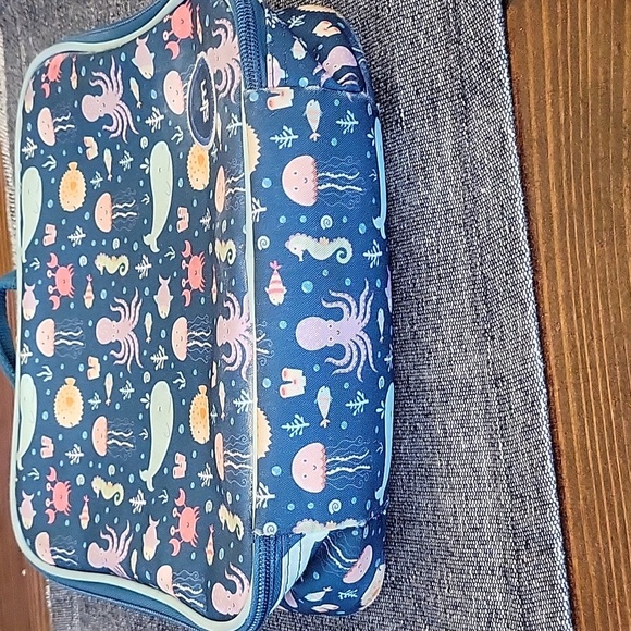 Simple Modern Kids Sea Creatrures Insulated Lunch Box - Picture 8 of 9